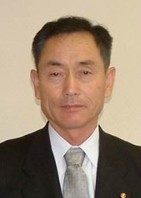 副議長に決まった吉田進一郎市議