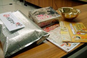 燕三条JCが28日から30日まで幕張メッセで開かれる「旅フェア2010」に三条カレーラーメンと燕背脂ラーメンで出展