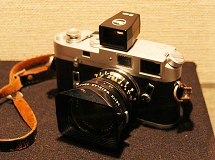 昭和30年代に捧さんの愛用していたカメラ「ライカM4」