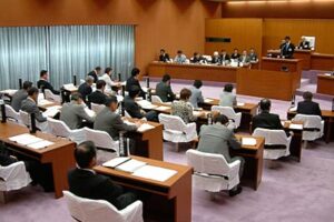 三条市6月例会が開会、会議は7月2日まで15日間