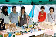 専門学校生の出店