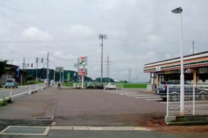 三条市栄地区のコンビニ店に強盗、現金2.3万円を奪う
