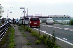 16日午後3時前ころに三条市大島の国道8号で車の正面衝突事故で渋滞
