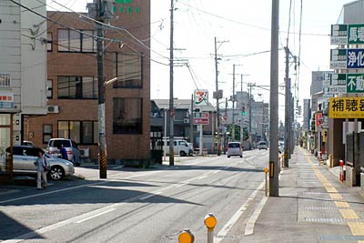 男性が軽自動車とぶつかって意識不明になった三条市林町地内の事故現場