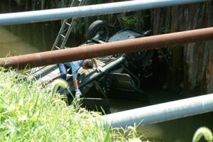 運転中に急性心筋梗塞の男性の車が三条市・鱈田川に転落、死亡
