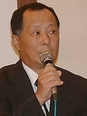 「私たちの三条市をつくる市民の会」の会長の村上幸一前三条市議