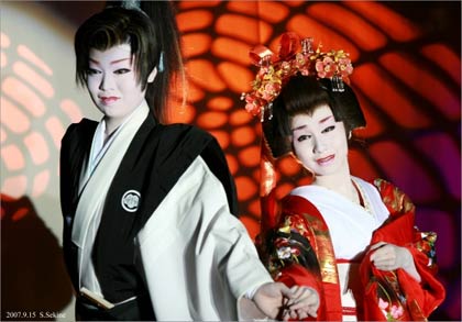 大衆演劇の劇団「おおみ劇団」