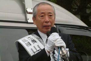 三条市長選が告示、山井伸泰氏の出陣式や第一声