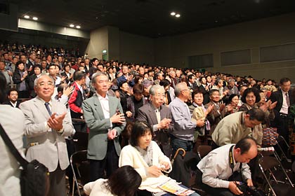 これ以上ないというくらいぎっしり入った地場産センター