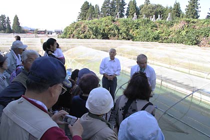 2,000平方メートルを超す大きな養殖池