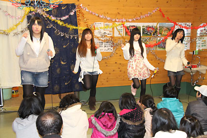 ブルースカイレビューのライブ