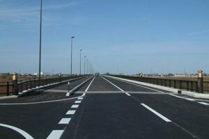 加茂大橋を含む主要地方道長岡栃尾巻線（バイパス）道路改築事業が完成、4日午後3時半に供用開始
