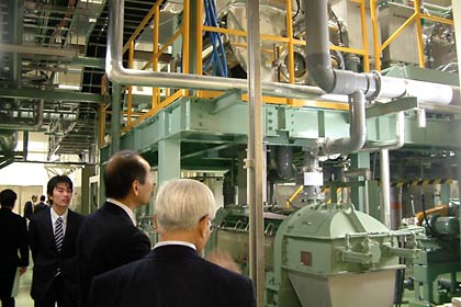 汚泥脱水機室