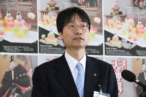 鈴木燕市長が臨時記者会見、地域経済活性化に向けた総額約2億円の一般会計補正予算の概要など5項目を発表