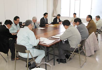 30日開かれた第1回除雪対策本部会議