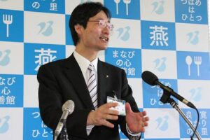 鈴木燕市長が初めての新年度予算案を発表、市税減収を見込むも一般会計で前年度比2.8％増の積極的予算