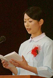 卒業生代表で五十嵐さんの答辞