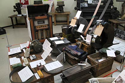 昔の磨き屋の作業場を再現
