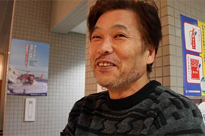 南相馬市から避難している人たちのリーダー役、西内さん