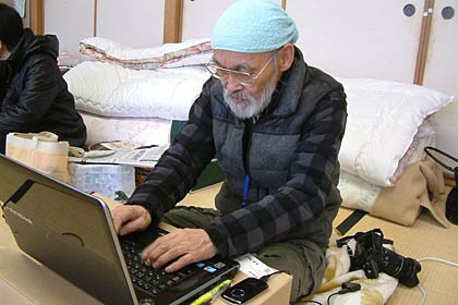 ブログを開設、更新する佐竹さん