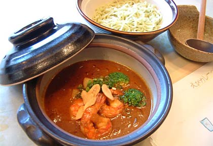 えびカツカレーつけラー麺(880円)＝海老勢（東三条1）