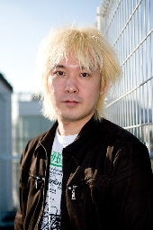  地方革命文化会議に出演する津田大輔さん