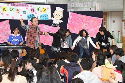 月別に誕生日の子を祝福