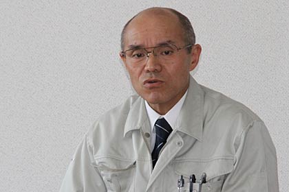 現状や見遠しについて話す桜井市長