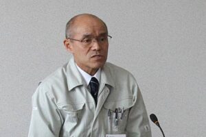 21日、南相馬市を訪問した燕市議会と面談する桜井勝延市長