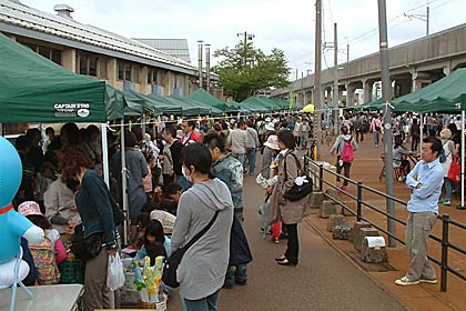 3回目の「～三条マルシェ～ごった市＠ホコテン」は1.4万人の人出でにぎわう