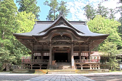 「AKARIBA Wedding」で神前結婚式を行う青海神社