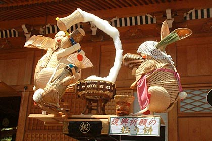 傘鉾人形コンクール金賞の旧鍛冶町「復興祈願の粘り餅」