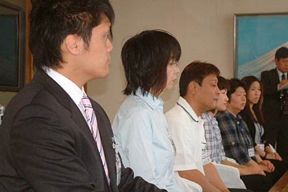 被災者を対象に三条市が採用した臨時職員6人