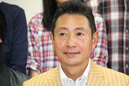 陽介の父、大介役の三田村邦彦さん