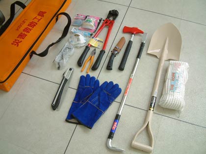 災害救助工具セットの内容は津波によるがれきの撤去を想定