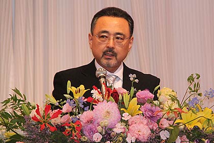 式辞を述べる野崎組合長