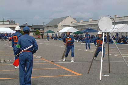 24日開かれた第5回三条市長杯争奪三条市消防団小型ポンプ操法競技会