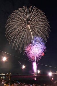 水害と東日本大震災の復興祈念を込めた第7回三条夏まつり、最終日は三条総踊りと大花火大会でフィナーレ、人出は昨年2,000人上回る8万7,000人