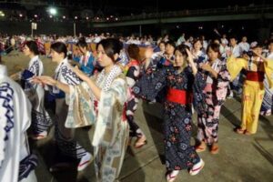 14日行われた第26回加茂川夏祭り大盆踊り大会
