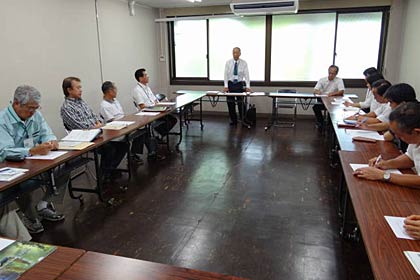 22日開かれた五十嵐川鮭有効利用調査委員会、初めてのサケ釣りの中止を決める