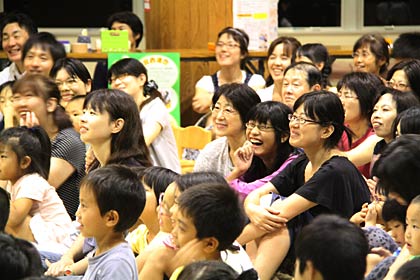 会場には笑顔がいっぱい