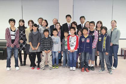 受賞者で記念撮影