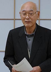 あいさつする永塚代表