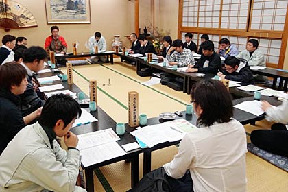 25日開かれた加茂JCの2011年度第15回新旧合同理事会