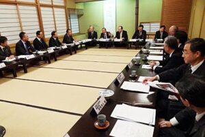 1日開かれた県央3商工会議所正副会頭会議