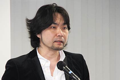 「デザインの活用が戦略を生む」をテーマに特別講演を行う株式会社エムテド代表取締役、田子学さん