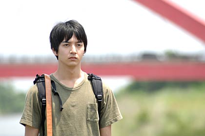 初めて映画でも父の三田村さんと共演した主役の中山麻聖さん