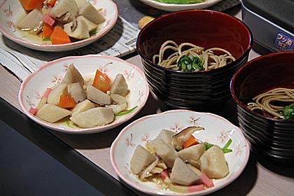 給食にはそばとのっぺも