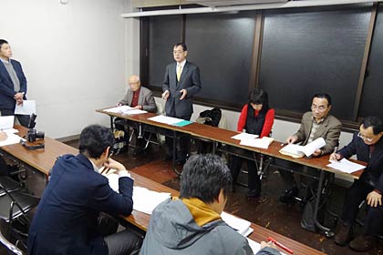 13日開かれた「私たちの三条市をつくる市民の会」と「小中一体校の問題を考える会」のパルム裁判についての説明会と一体校問題についての記者会見