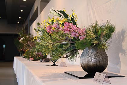 加茂いけばな協会によるいけばな展